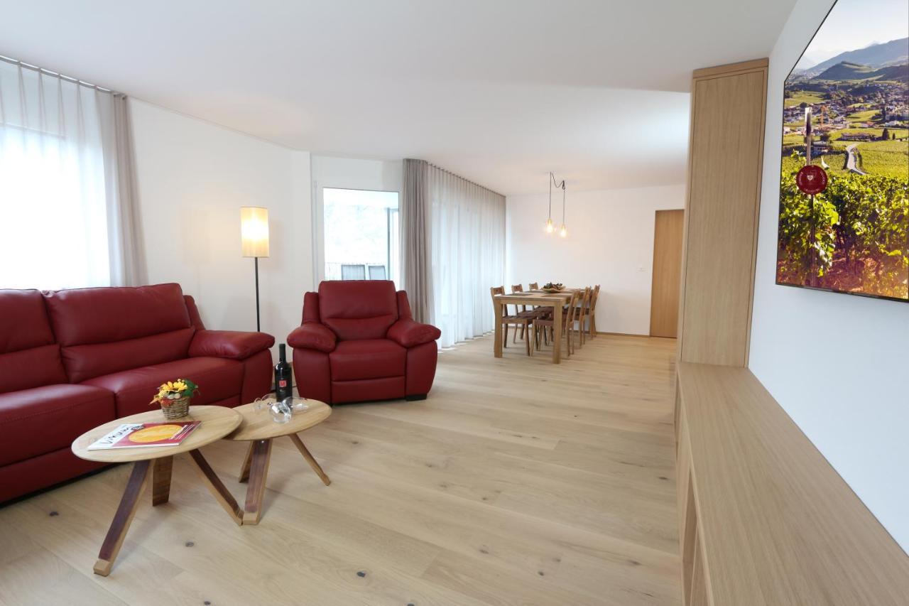 Bnb Vino Veritas Salgesch Bagian luar foto
